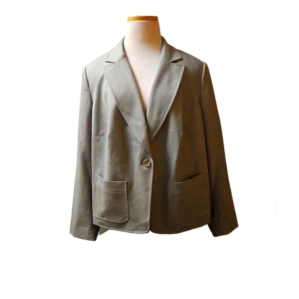 Talbots Women's petites Italian Wool single button blazer NWT MSRP $212
